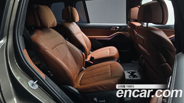 BMW X7 2025 — photo 17
