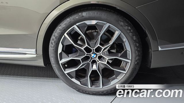 BMW X7 2025 — photo 7