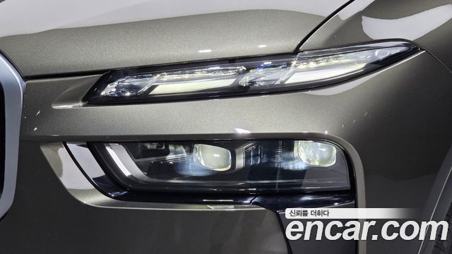 BMW X7 2025 — photo 8