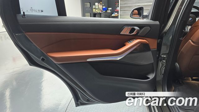 BMW X7 2025 — photo 15