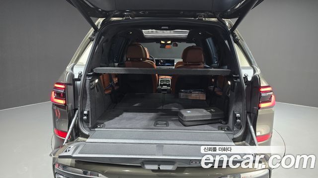 BMW X7 2025 — photo 37