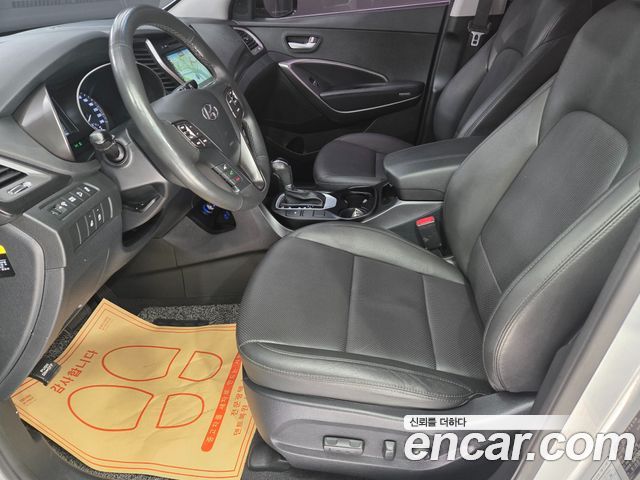 Hyundai Santafe 2016 — photo 10