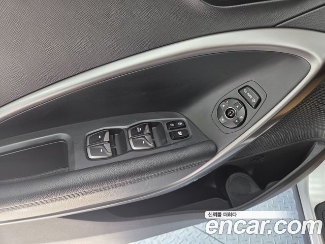 Hyundai Santafe 2016 — photo 19