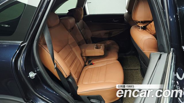 Kia Sorento 2019 — photo 17