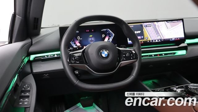 BMW 5-Series 2024 — photo 18