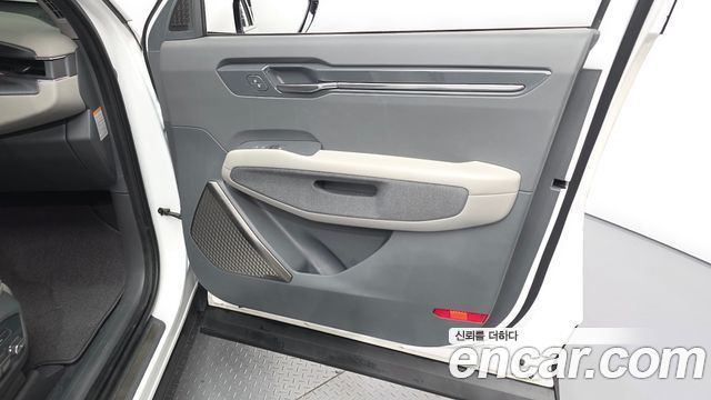 Kia EV9 2024 — photo 14