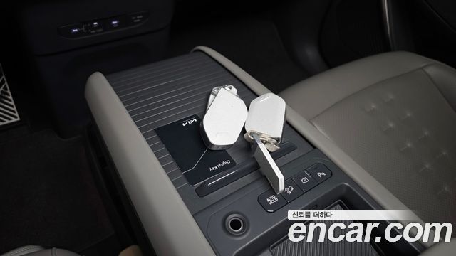 Kia EV9 2024 — photo 29