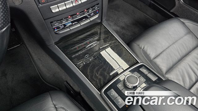 Mercedes-Benz E-Class 2016 — photo 12