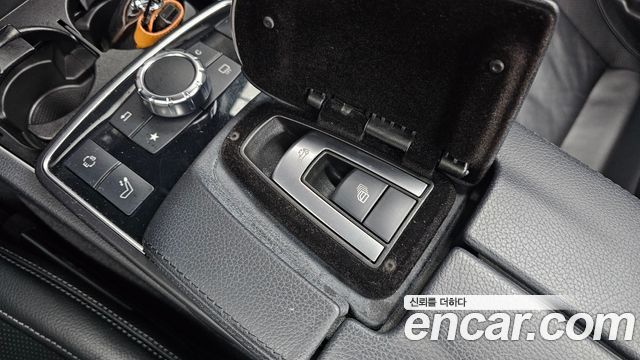 Mercedes-Benz E-Class 2016 — photo 30