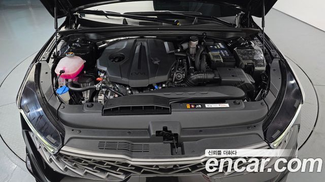 Kia K5 2023 — photo 6
