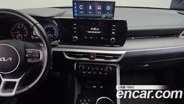 Kia K5 2023 — photo 15
