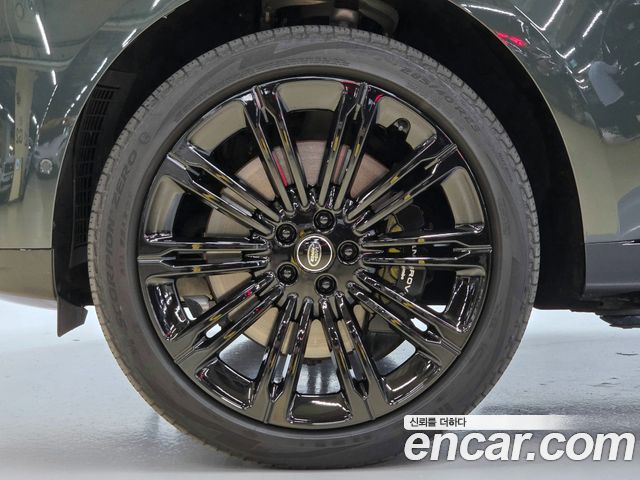 Land Rover Range Rover 2024 — photo 5