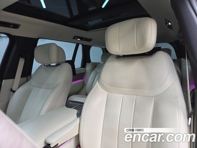 Land Rover Range Rover 2024 — photo 9