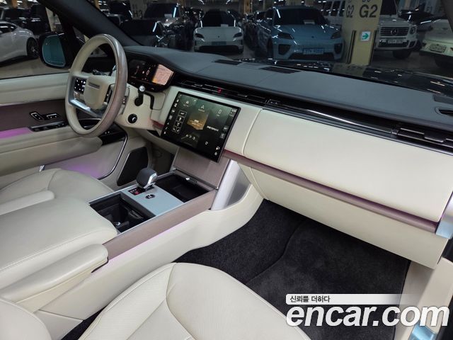 Land Rover Range Rover 2024 — photo 14