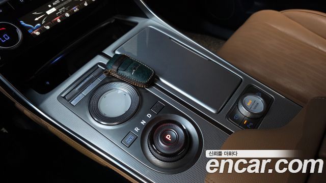Genesis GV80 2022 — photo 12