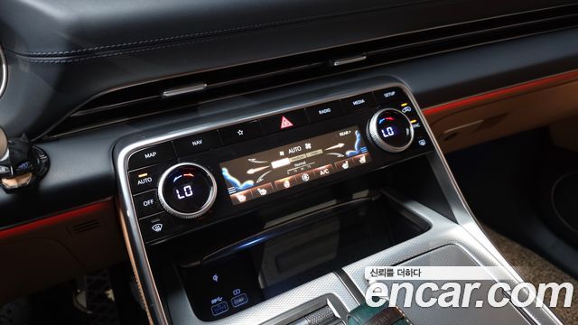 Genesis GV80 2022 — photo 23