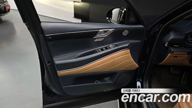 Genesis GV80 2022 — photo 14