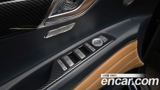 Genesis GV80 2022 — photo 29