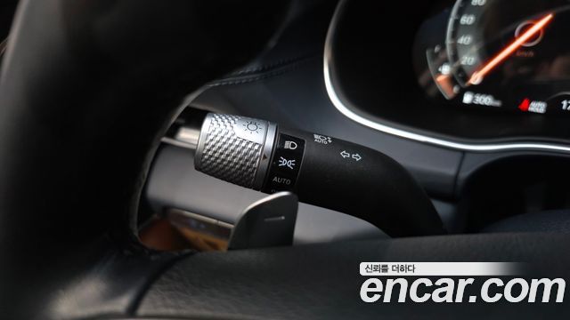Genesis GV80 2022 — photo 36