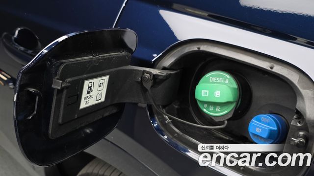 Genesis GV80 2022 — photo 38