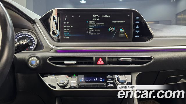 Hyundai Sonata 2023 — photo 20