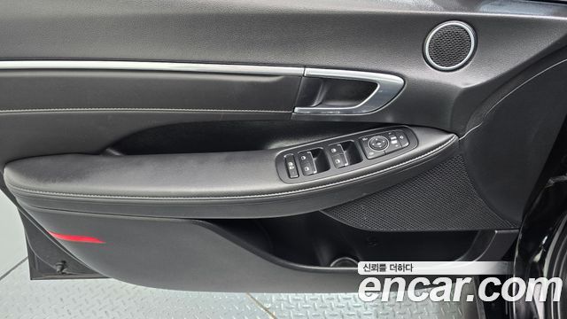 Hyundai Sonata 2023 — photo 14
