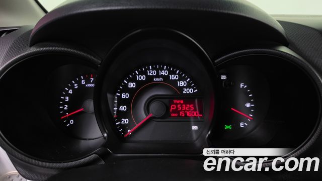 Kia RAY 2016 — photo 8