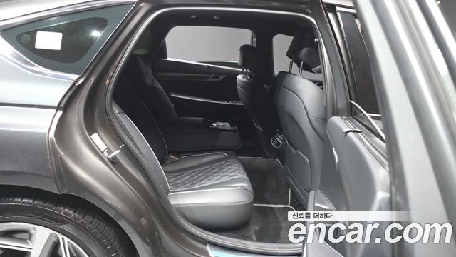 Genesis G80 2022 — photo 18
