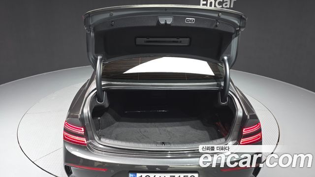 Genesis G80 2022 — photo 26