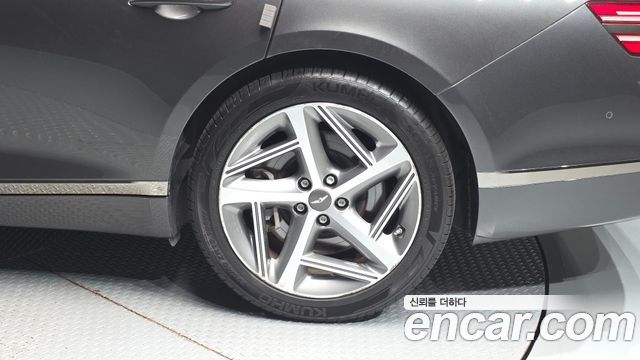 Genesis G80 2022 — photo 7