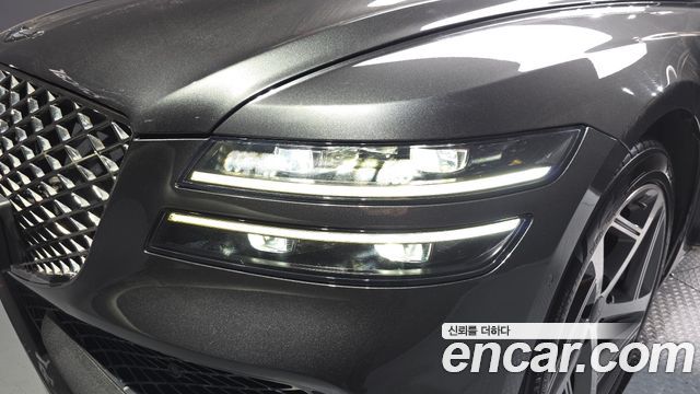 Genesis G80 2022 — photo 8