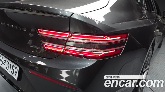 Genesis G80 2022 — photo 9