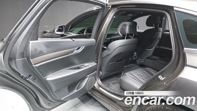 Genesis G80 2022 — photo 16