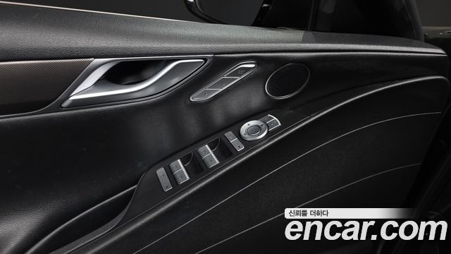 Genesis G80 2022 — photo 34