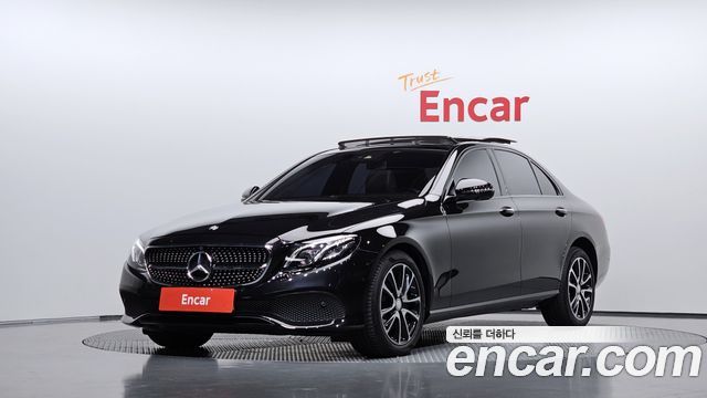 Mercedes-Benz E-Class 2017 — photo 1