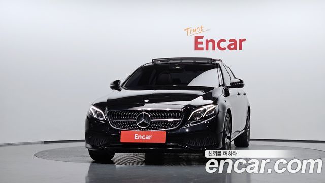 Mercedes-Benz E-Class 2017 — photo 3