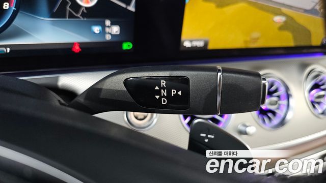 Mercedes-Benz E-Class 2017 — photo 12