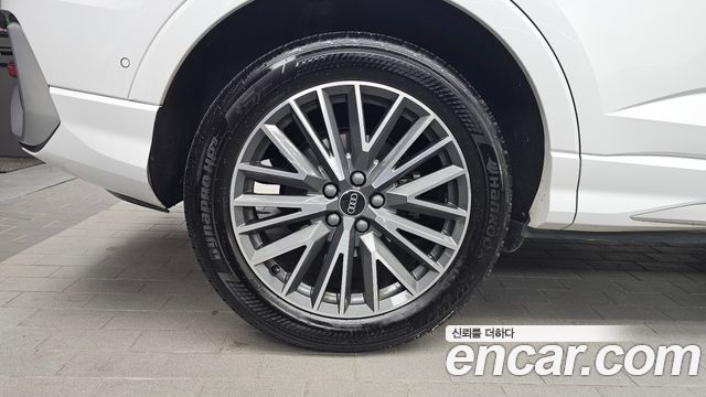 Audi Q3 2024 — photo 5