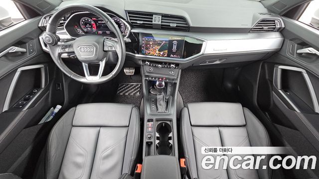 Audi Q3 2024 — photo 10
