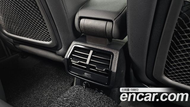 Audi Q3 2024 — photo 25