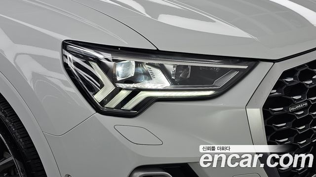 Audi Q3 2024 — photo 8