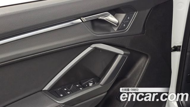 Audi Q3 2024 — photo 31