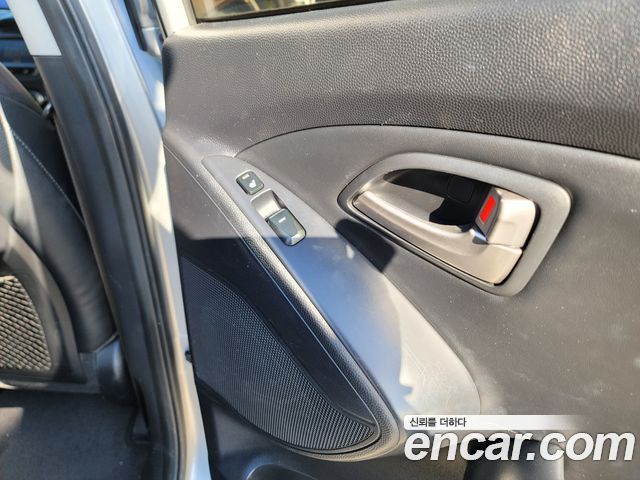 Hyundai Tucson 2010 — photo 11