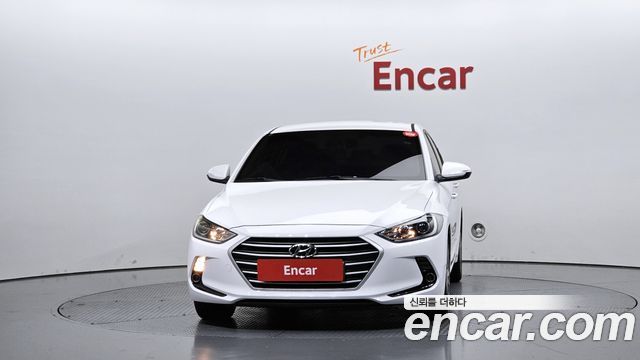 Hyundai AVANTE 2018 — photo 3