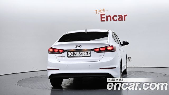 Hyundai AVANTE 2018 — photo 4