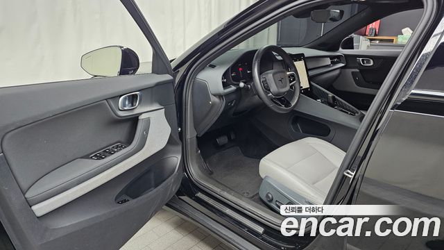 Polestar Polestar 2 2023 — photo 13