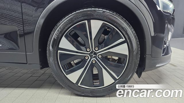 Polestar Polestar 2 2023 — photo 7