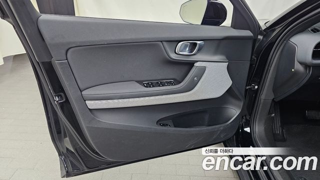 Polestar Polestar 2 2023 — photo 14