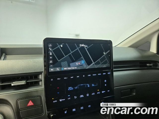 Hyundai Staria 2022 — photo 13