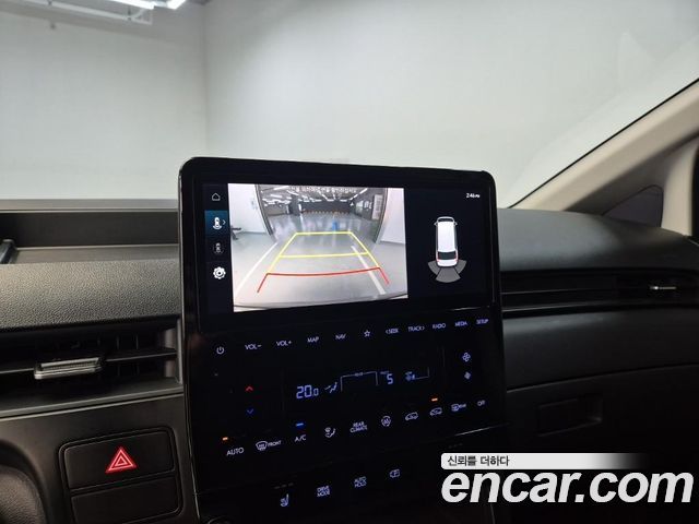 Hyundai Staria 2022 — photo 14